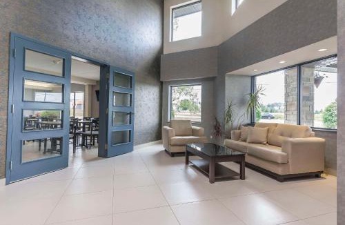 Desjardins Hotel | Comfort Inn