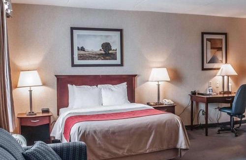 Gateway Hotel | Comfort Inn