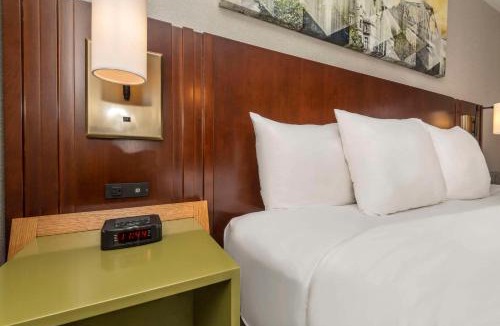 Thunder Bay Hotel | Comfort Inn