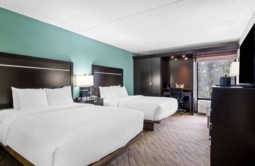 Cadillac Hotel | Comfort Inn Cadillac