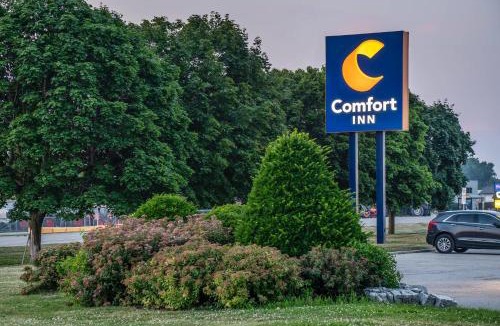 Chatham-Kent Hotel | Comfort Inn Chatham