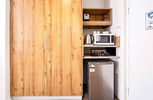 Seymour Hotel | Comfort Inn Coach & Bushmans