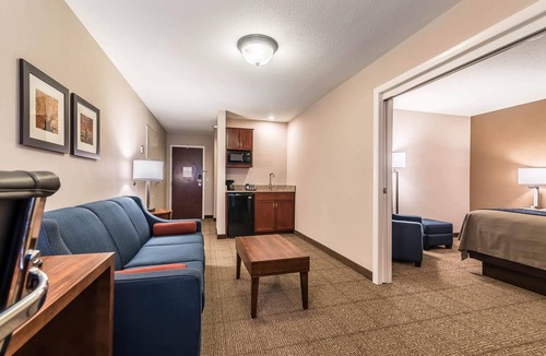 Concord Hotel | Comfort Inn Concord South End