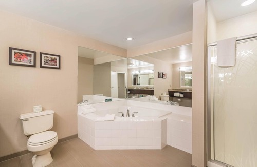 Concord Hotel | Comfort Inn Concord South End
