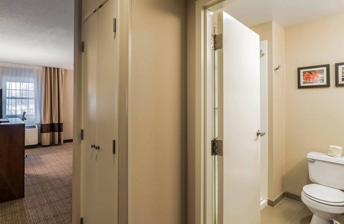 Concord Hotel | Comfort Inn Concord South End