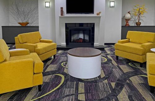 Conover Hotel | Comfort Inn Conover-Hickory