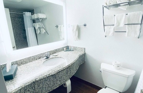 Conover Hotel | Comfort Inn Conover-Hickory