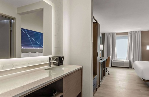 Conroe Hotel | Comfort Inn Conroe