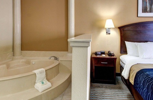 Corsicana Hotel | Comfort Inn Corsicana East