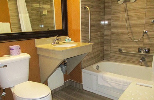 Dartmouth Hotel | Comfort Inn Dartmouth