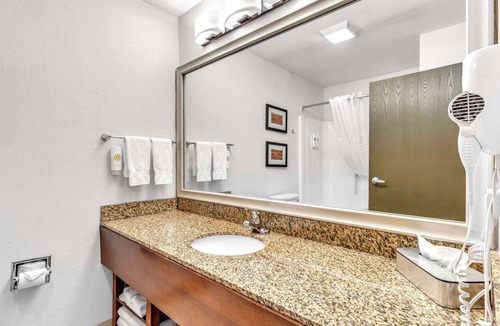Wheat Ridge Hotel | Comfort Inn Denver West Arvada Station