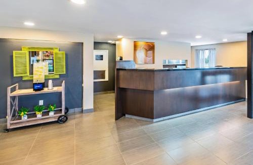 Sudbury Hotel | Comfort Inn East