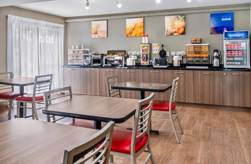 Sudbury Hotel | Comfort Inn East