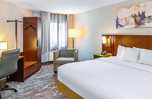 Sudbury Hotel | Comfort Inn East