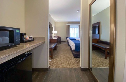 East Windsor Hotel | Comfort Inn East Windsor - Springfield