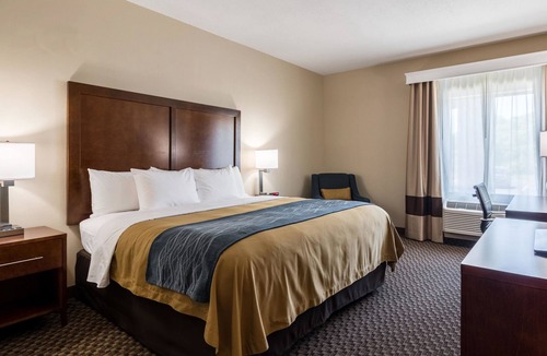 Mitchell Hotel | Comfort Inn Edwardsville - St. Louis