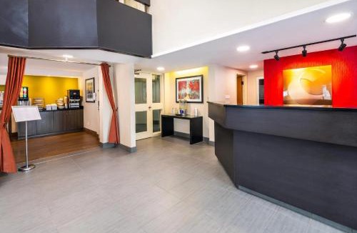 Downtown Gatineau Hotel | Comfort Inn Gatineau