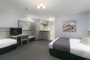 Glenelg East Hotel | Comfort Inn Glenelg
