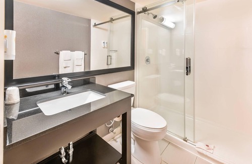 Hamilton Hotel | Comfort Inn Hamilton - Stoney Creek