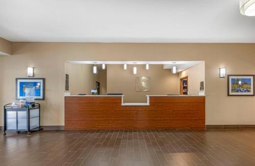 Stanton Hotel | Comfort Inn I-20 Midland Stanton
