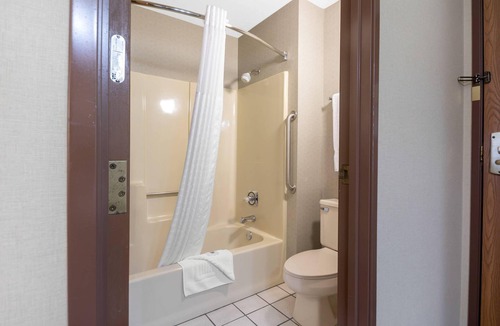 Iron Mountain Hotel | Comfort Inn Iron Mountain North