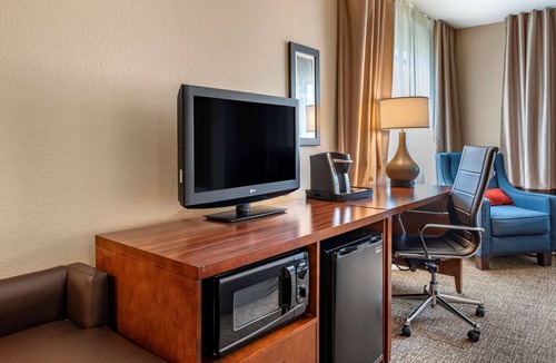 La Porte Hotel | Comfort Inn La Porte