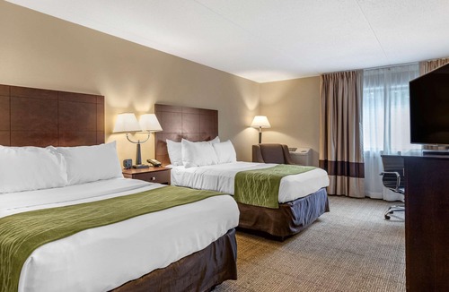 Lansing Hotel | Comfort Inn Lansing West