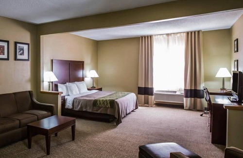 Morris Hotel | Comfort Inn Morris I-80