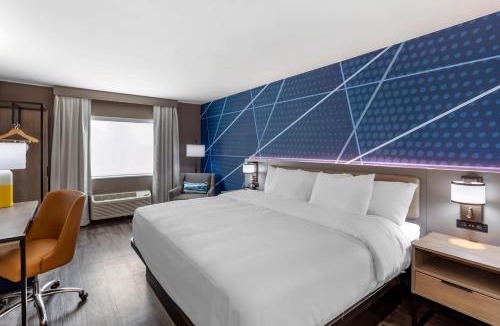 Mount Pleasant Hotel | Comfort Inn Mount Pleasant - Racine