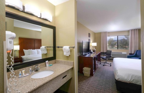 Tyrone Hotel | Comfort Inn Near Gila National Forest