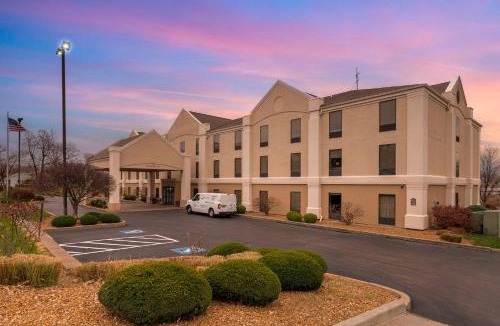 Pacific Hotel | Comfort Inn Near Six Flags St Louis