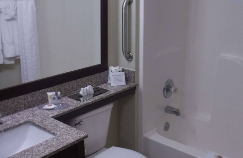 Summerlee Hotel | Comfort Inn New River
