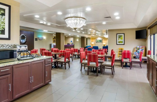 Ottawa Hotel | Comfort Inn Ottawa Kansas
