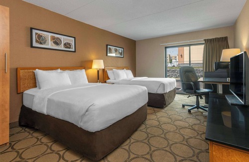 Pickering Hotel | Comfort Inn Pickering