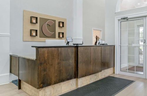 Plainwell Hotel | Comfort Inn Plainwell