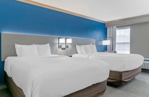 Plainwell Hotel | Comfort Inn Plainwell