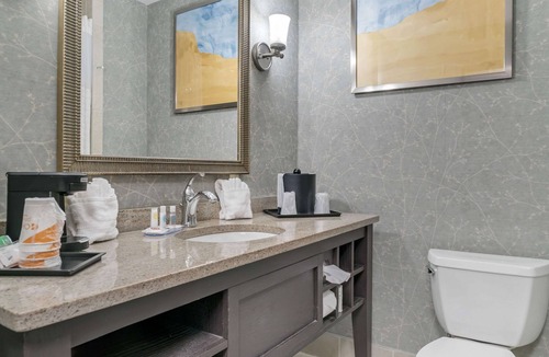 Plainwell Hotel | Comfort Inn Plainwell