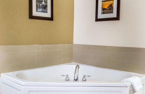 Poplar Bluff Hotel | Comfort Inn Poplar Bluff North