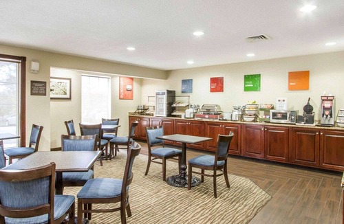 Poplar Bluff Hotel | Comfort Inn Poplar Bluff North