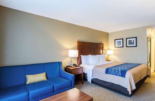 Randolph Hotel | Comfort Inn Randolph - Boston