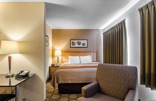 Regina Hotel | Comfort Inn Regina East
