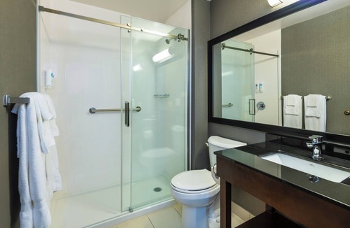 Sault Ste. Marie Hotel | Comfort Inn Sault Ste. Marie - Canada