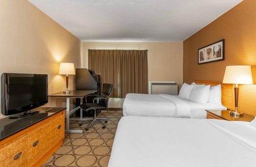 Fort Gary Hotel | Comfort Inn South