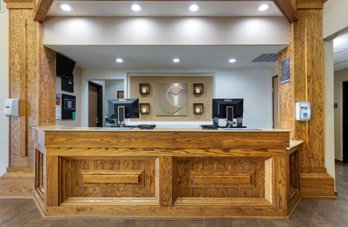 Ponca City Hotel | Comfort Inn & Suites Ponca City near Marland Mansion