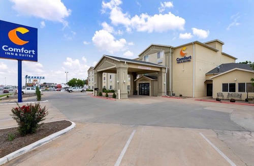 Ponca City Hotel | Comfort Inn & Suites Ponca City near Marland Mansion