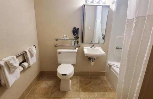 Montpelier Hotel | Comfort Inn & Suites at Maplewood