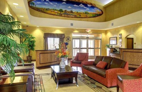 Alvarado Hotel | Comfort Inn & Suites Alvarado