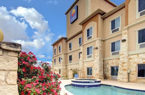 Alvarado Hotel | Comfort Inn & Suites Alvarado