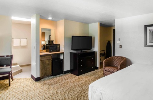 Ashland Hotel | Comfort Inn & Suites Ashland