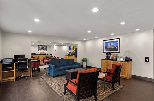 St. Johns Hotel | Comfort Inn & Suites Austin North Loop